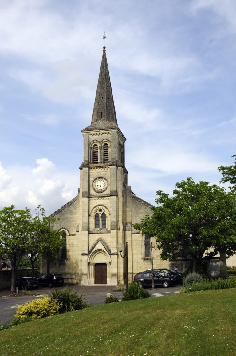 Eglise NotreDameRosaire à Beaumont en Veron Paroisse Sainte Jeanne