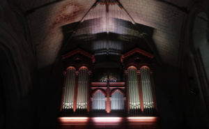 Les Amis des Orgues en Chinonais ont le plaisir de vous convier à un récital d'orgue en l'église Saint-Maurice de Chinon. A cette occasion, ils accueillent Pierre Queval, titulaire de la cathédrale de Nantes.